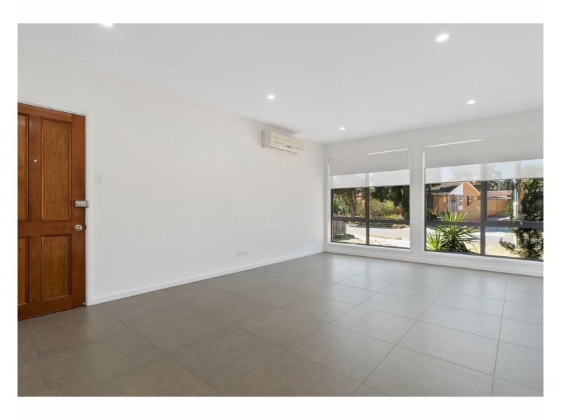 76 Brunning Crescent, Frankston North VIC 3200