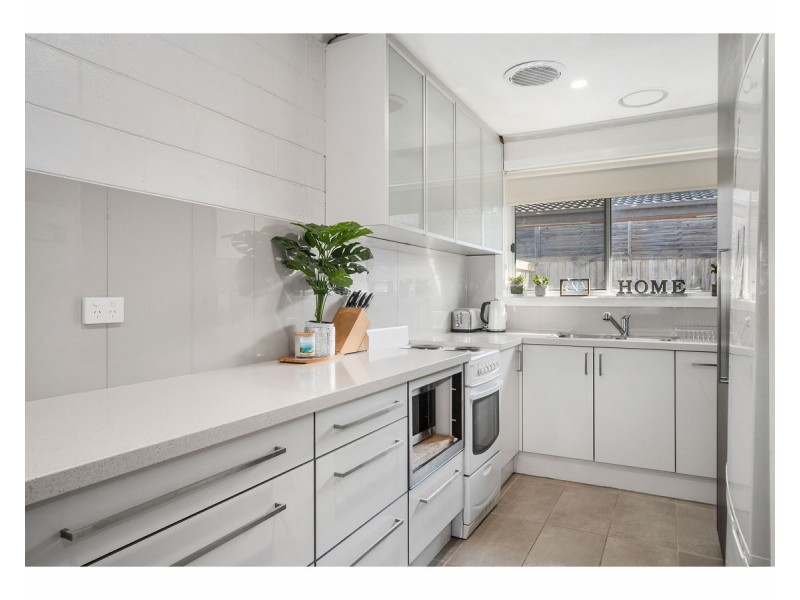 2/1-3 Braemar Street, Seaford VIC 3198