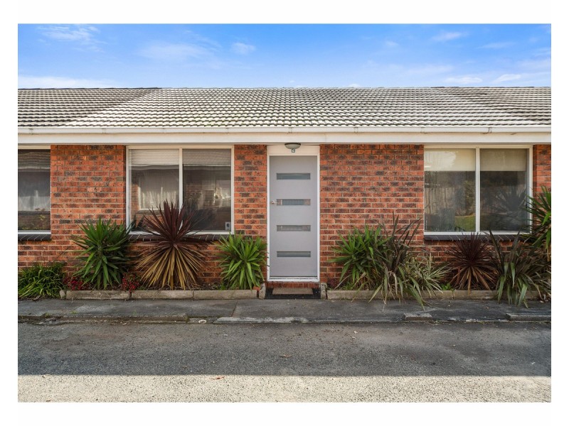 2/1-3 Braemar Street, Seaford VIC 3198