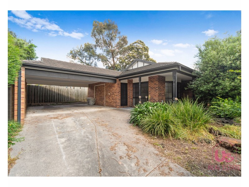 18 Manorwoods Drive, Frankston VIC 3199