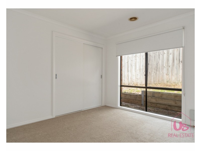 18 Manorwoods Drive, Frankston VIC 3199