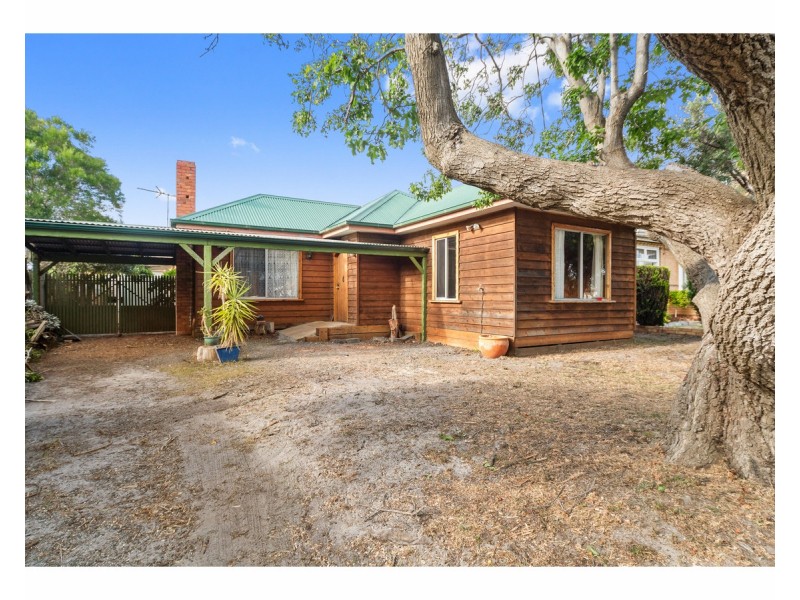 40 Fraser Avenue, Edithvale VIC 3196