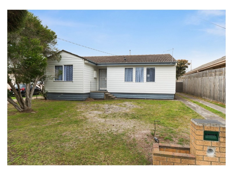 9 Longleaf Street, Frankston North VIC 3200