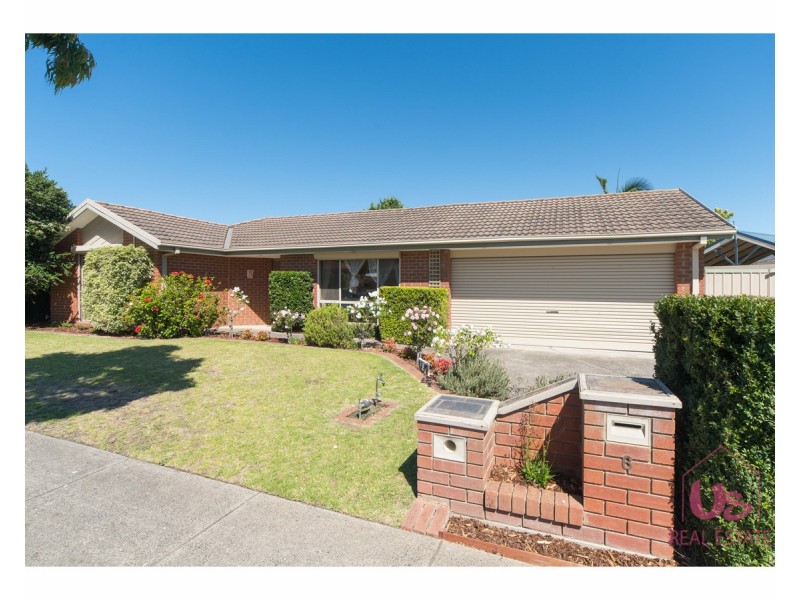 6 Kibo Court, Cranbourne North VIC 3977