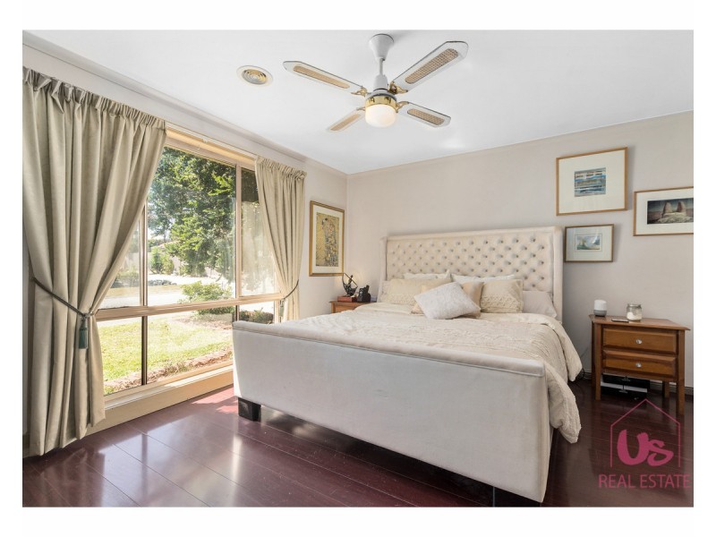 6 Kibo Court, Cranbourne North VIC 3977