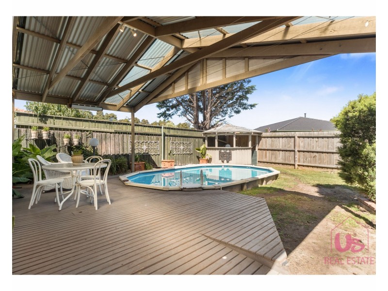 6 Kibo Court, Cranbourne North VIC 3977