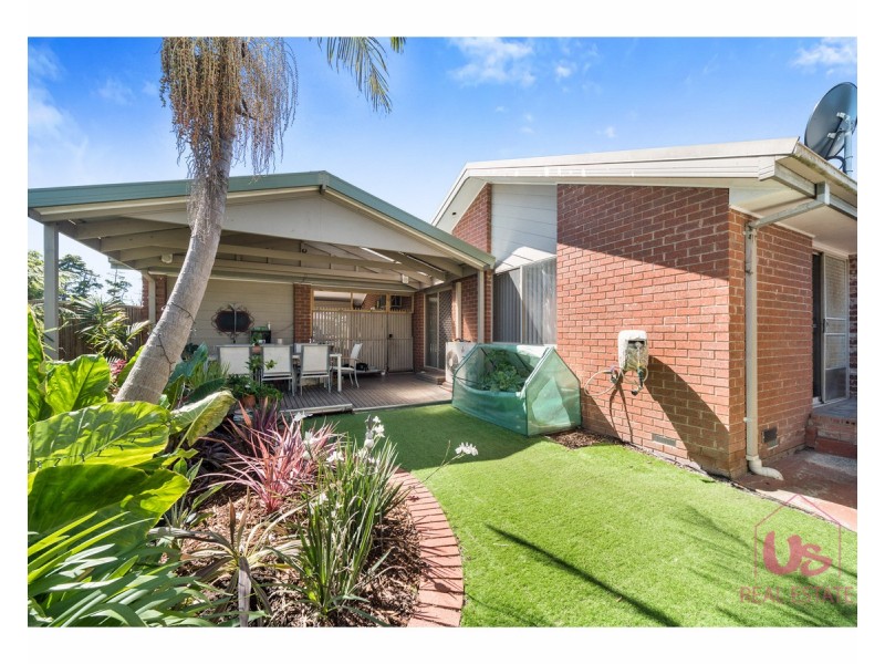 6 Kibo Court, Cranbourne North VIC 3977