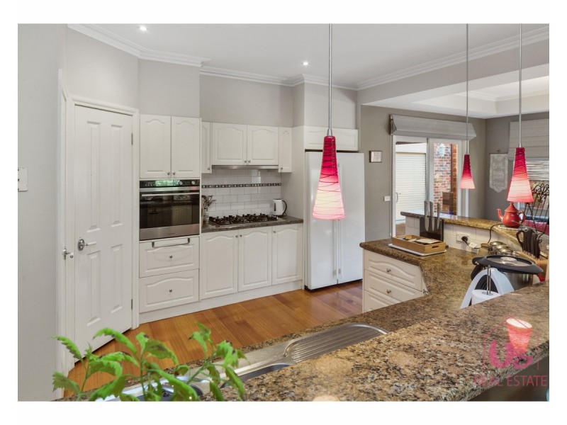 8 Heathwren Close, Frankston South VIC 3199