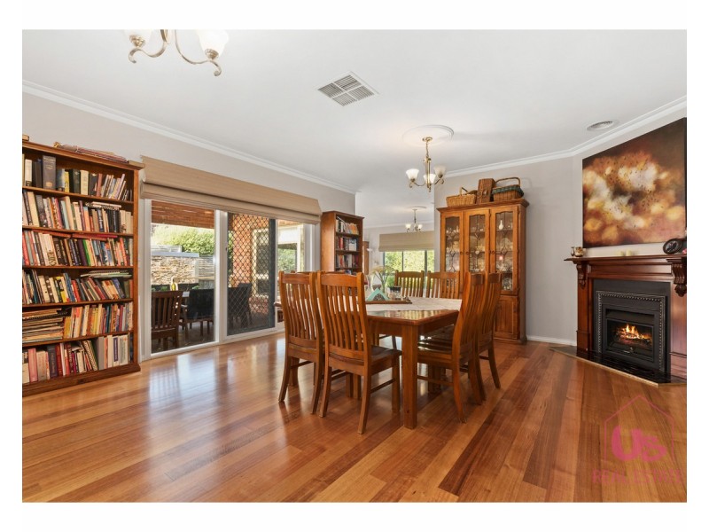 8 Heathwren Close, Frankston South VIC 3199