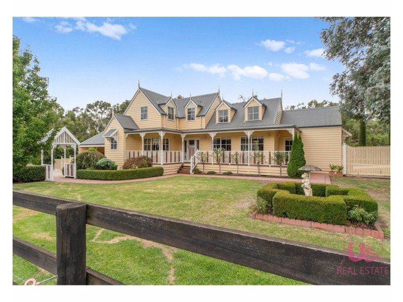 45 Scott Road, Cranbourne South VIC 3977