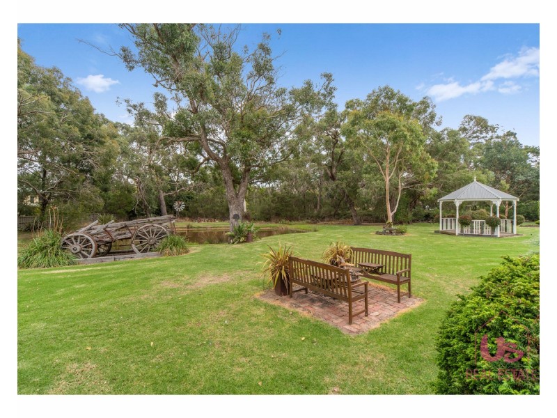 45 Scott Road, Cranbourne South VIC 3977