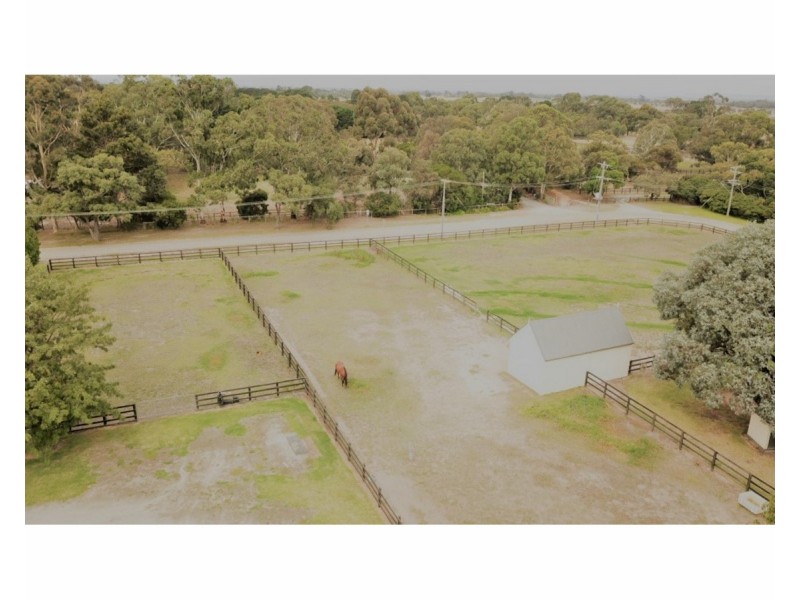 45 Scott Road, Cranbourne South VIC 3977