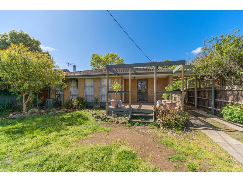 33 Robertson Drive, Mornington VIC 3931