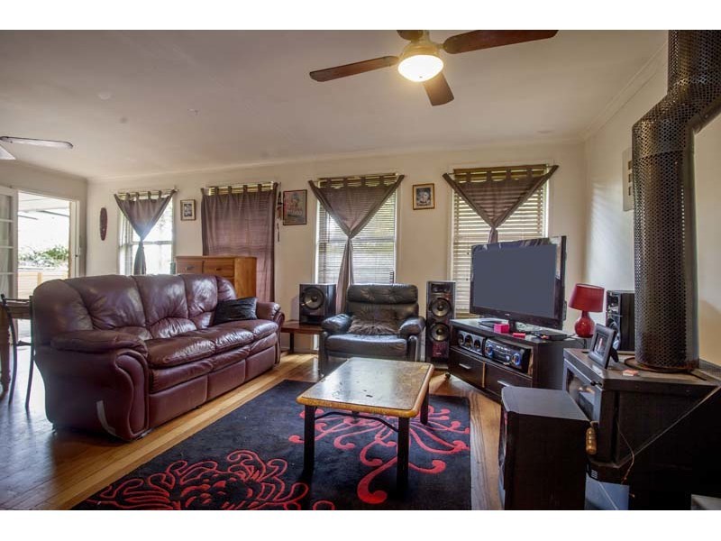 33 Robertson Drive, Mornington VIC 3931