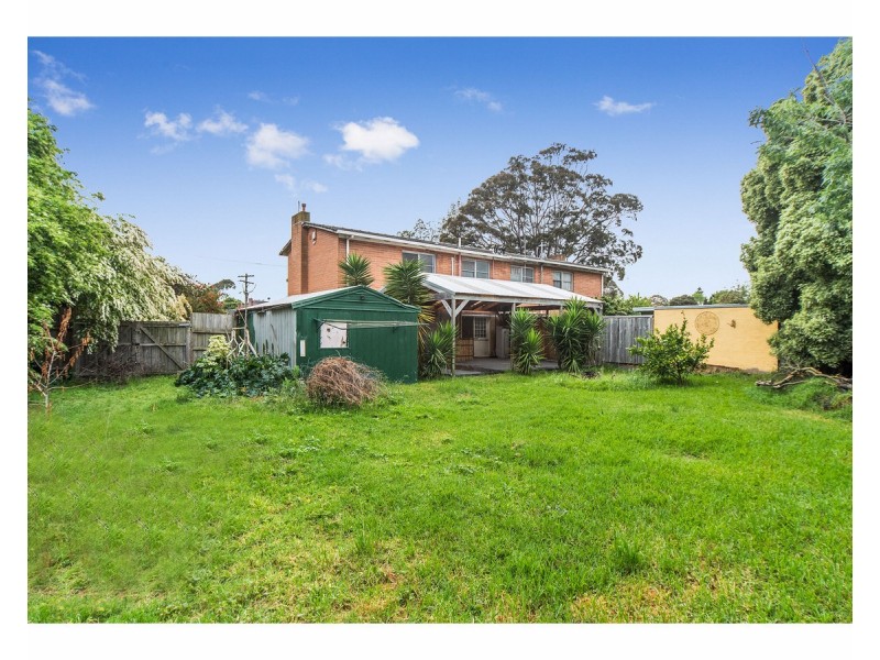 14 Hickory Crescent, Frankston North VIC 3200