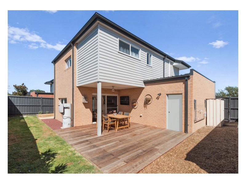 32b Green Gully Road, Clyde VIC 3978
