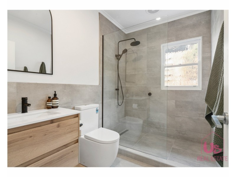 1/8 Brighton Street, Frankston South VIC 3199