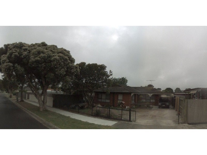 14 Jillian Street, Cranbourne VIC 3977
