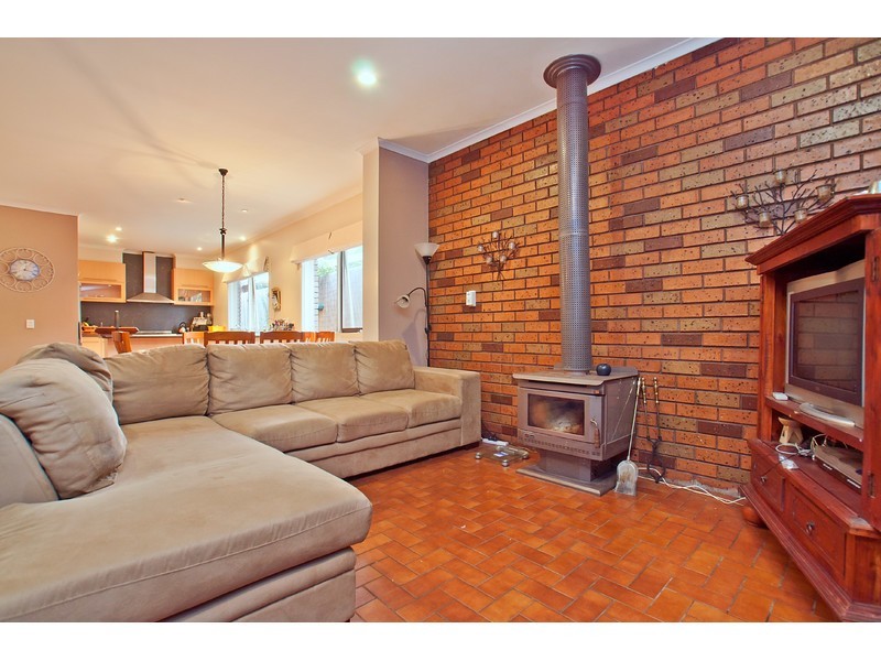 12 Glenview Crescent, Frankston VIC 3199