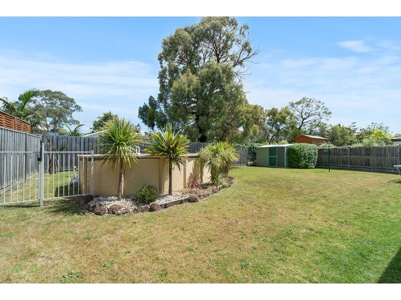 25 Pepperbush Crescent, Langwarrin VIC 3910