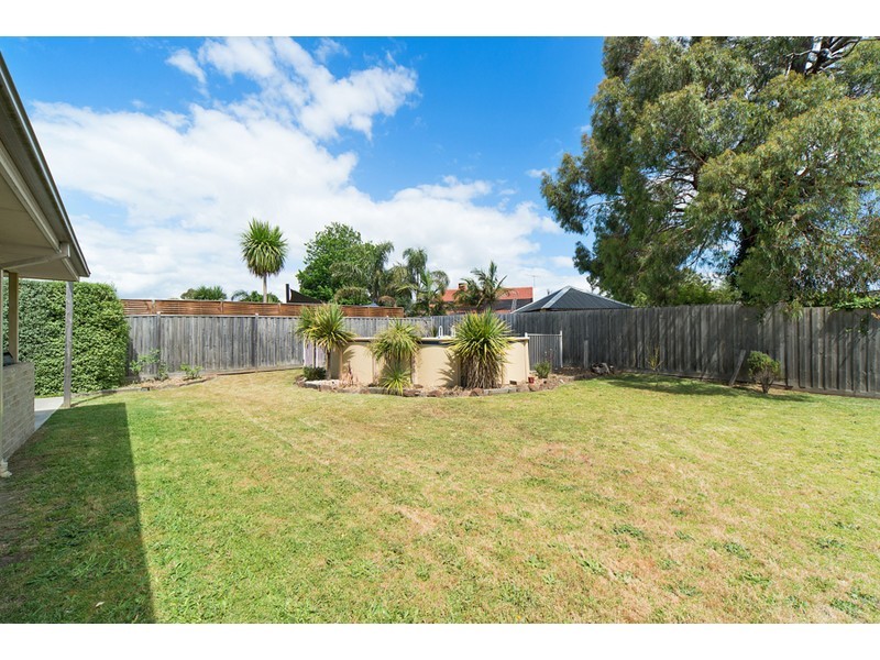 25 Pepperbush Crescent, Langwarrin VIC 3910