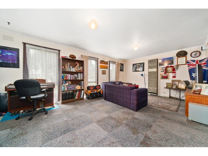 6 Beech Street, Langwarrin VIC 3910