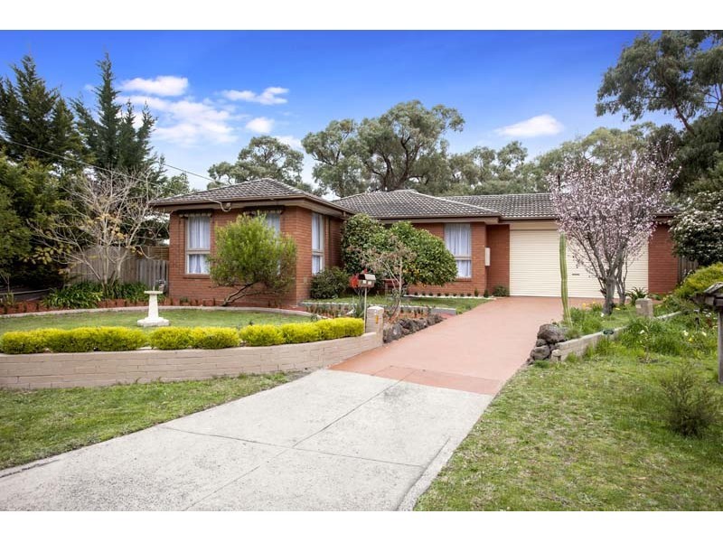 4 Surrey Court, Carrum Downs VIC 3201