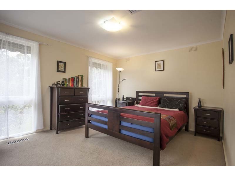 4 Surrey Court, Carrum Downs VIC 3201