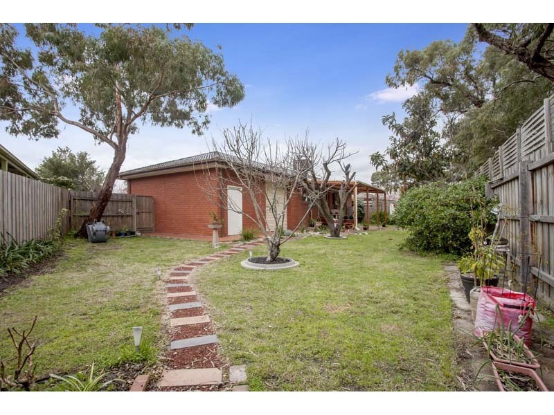 4 Surrey Court, Carrum Downs VIC 3201