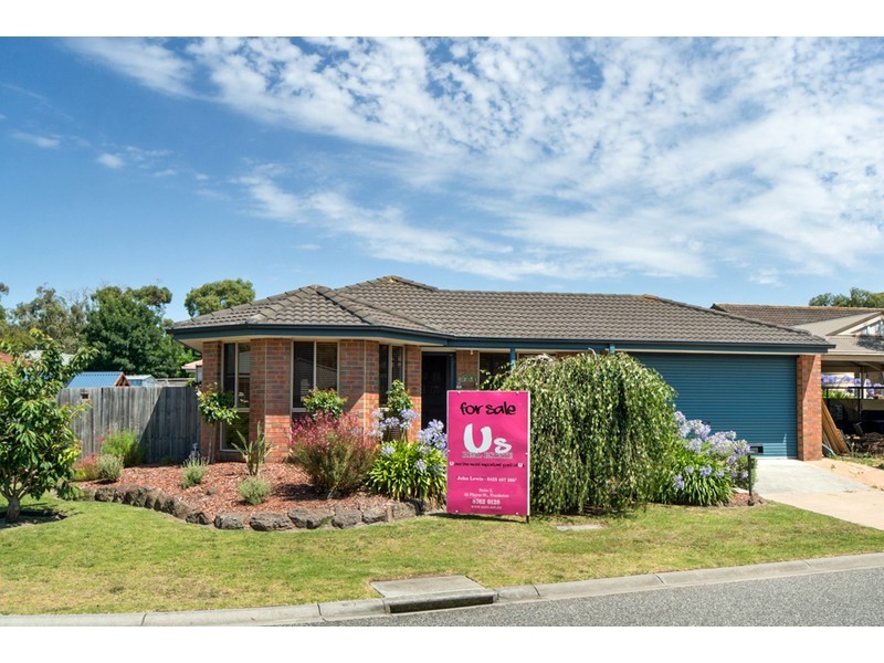 9 Landhill Close, Langwarrin VIC 3910