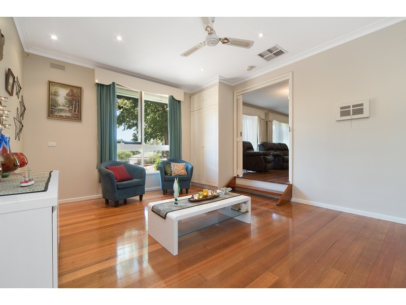 4 Elinga Crt, Frankston VIC 3199