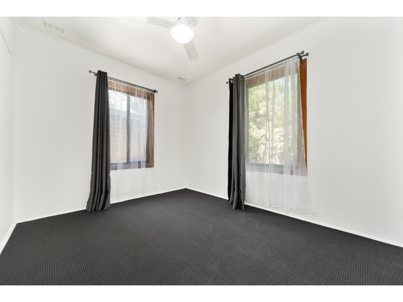 50 Pine Street, Frankston North VIC 3200