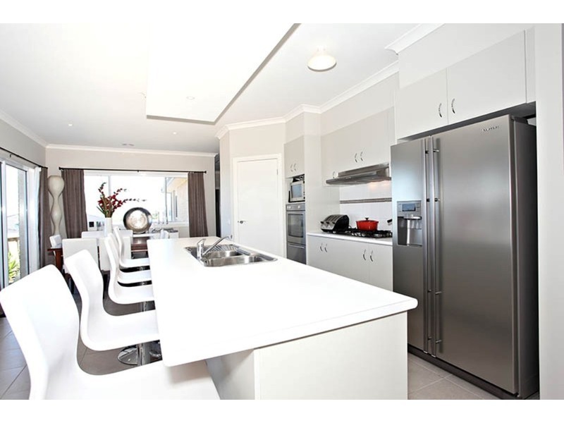 1 Salina Court, Frankston South VIC 3199