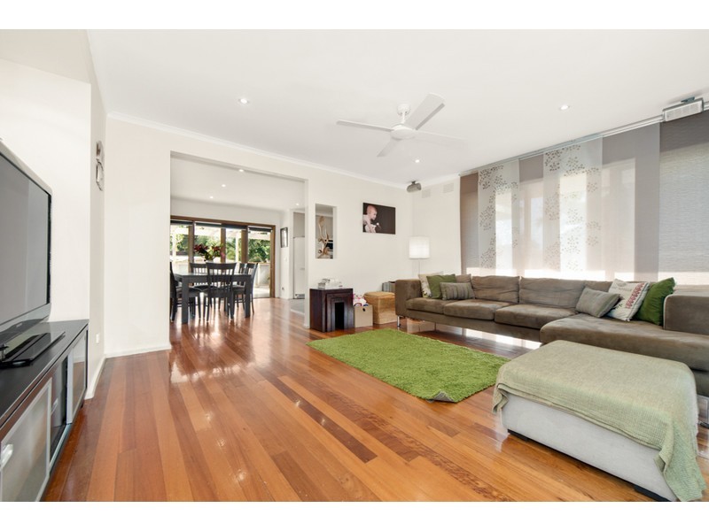 18 Raymond Avenue, Langwarrin VIC 3910