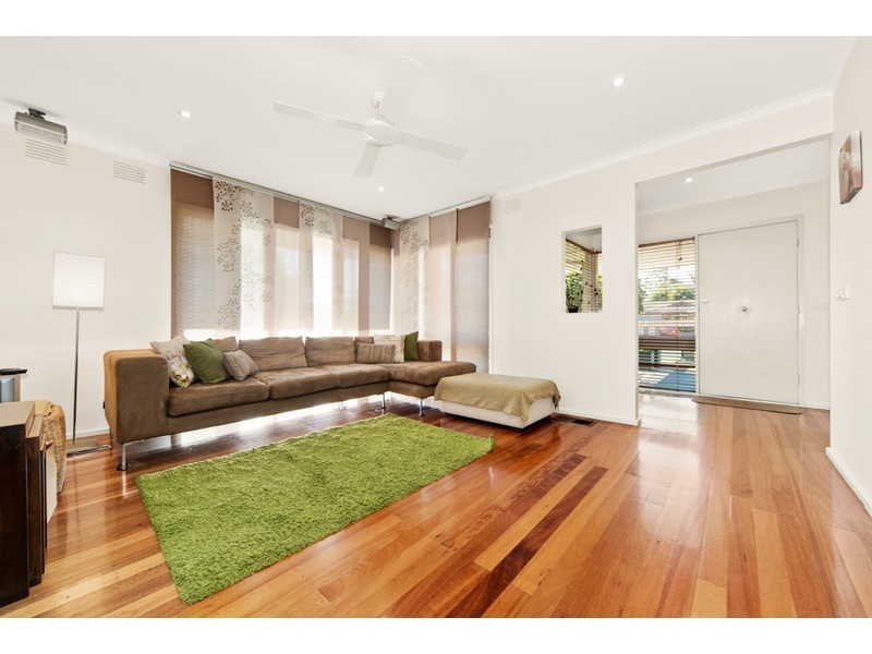 18 Raymond Avenue, Langwarrin VIC 3910