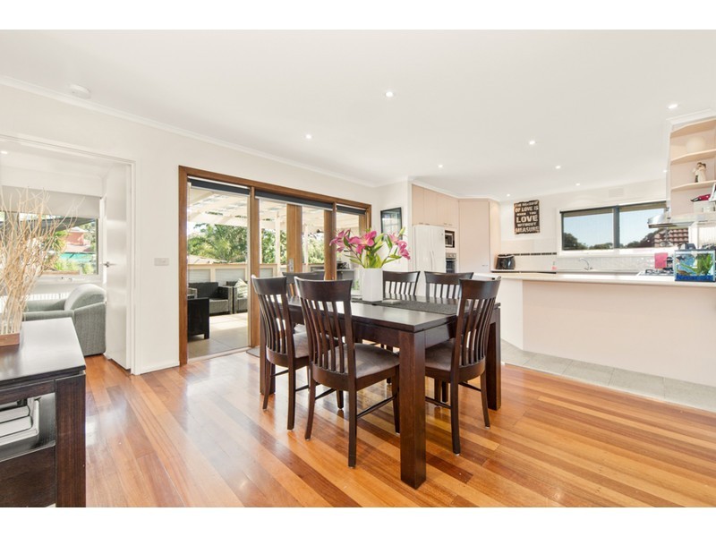 18 Raymond Avenue, Langwarrin VIC 3910