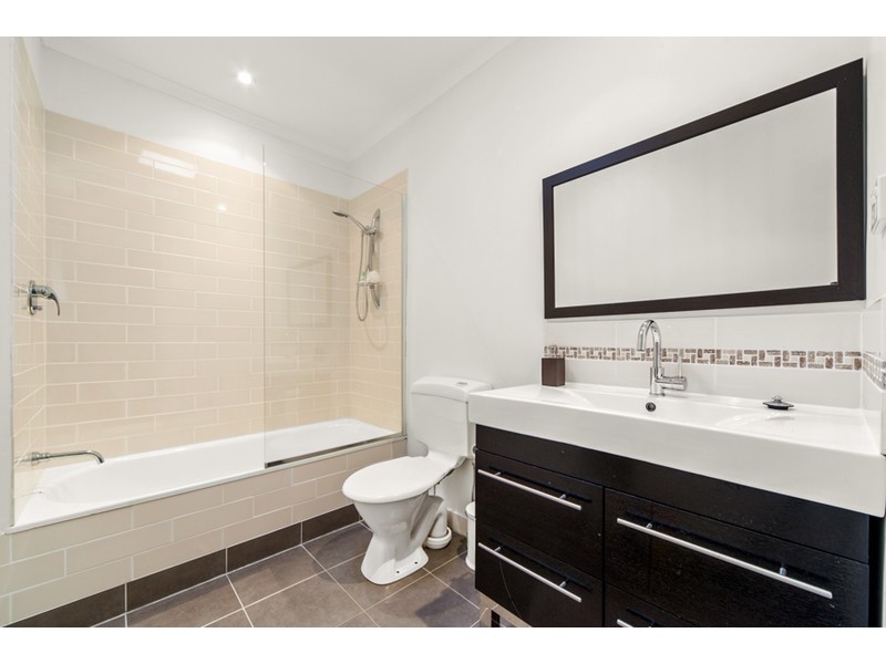 18 Raymond Avenue, Langwarrin VIC 3910