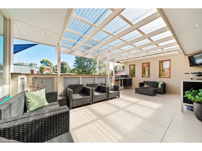 18 Raymond Avenue, Langwarrin VIC 3910