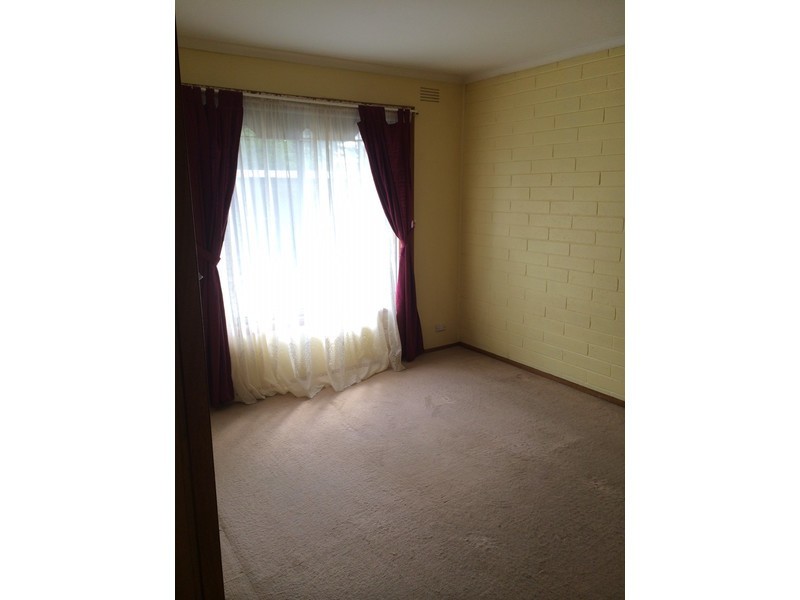 2/4 Cricklewood Avenue, Frankston VIC 3199