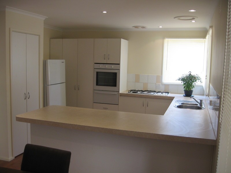 12 Parkview Drive, Frankston VIC 3199