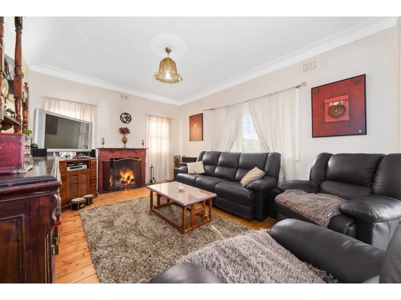 13 Neville Avenue, Seaford VIC 3198