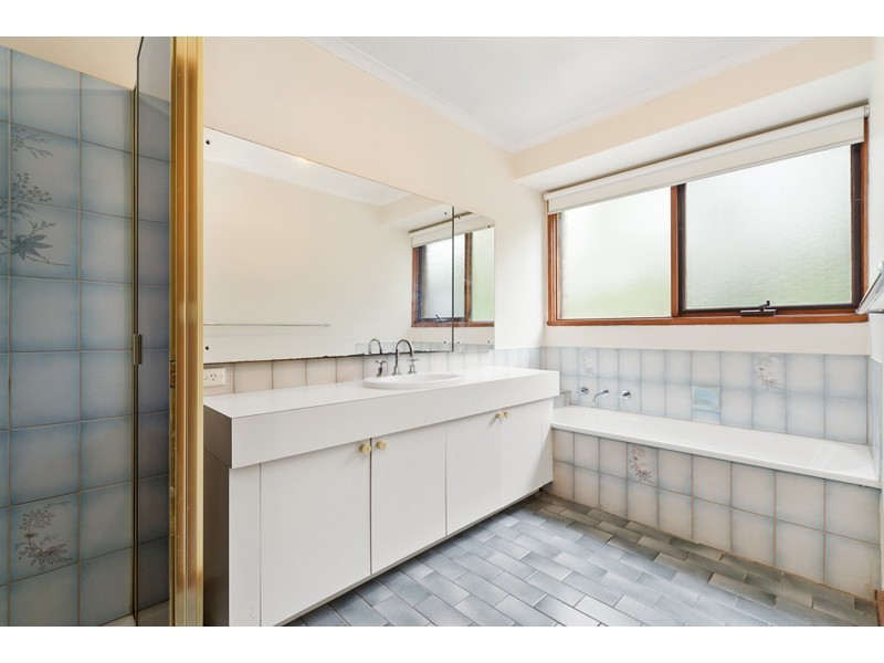 2 Kumala Drive, Somerville VIC 3912