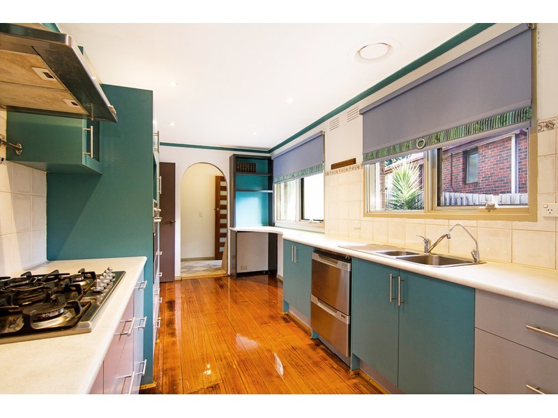 16 Parkview Drive, Frankston VIC 3199