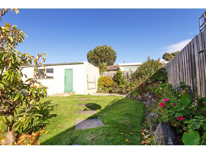 16 Parkview Drive, Frankston VIC 3199