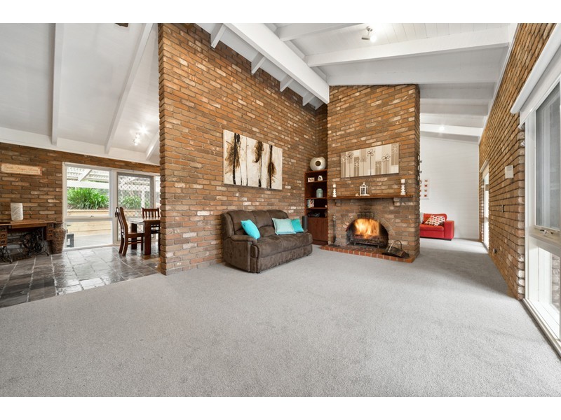 8 Vista Court, Somerville VIC 3912