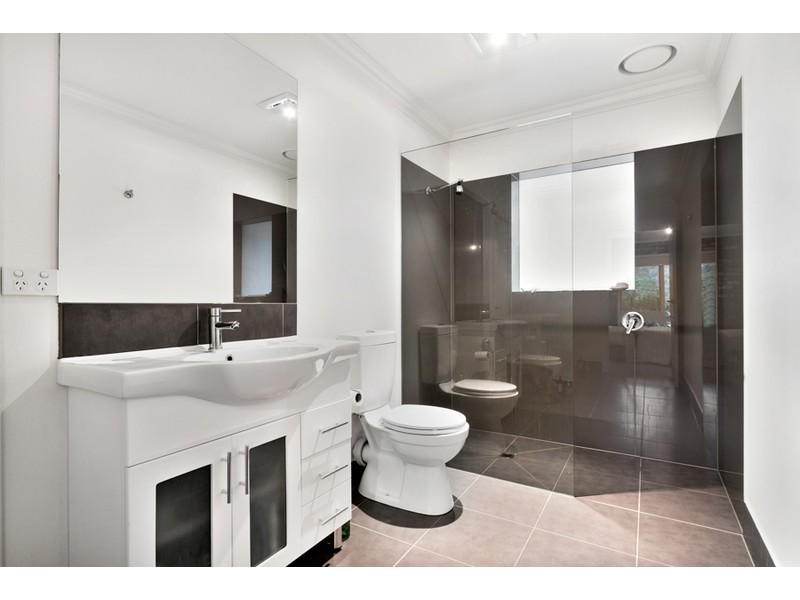 8 Vista Court, Somerville VIC 3912