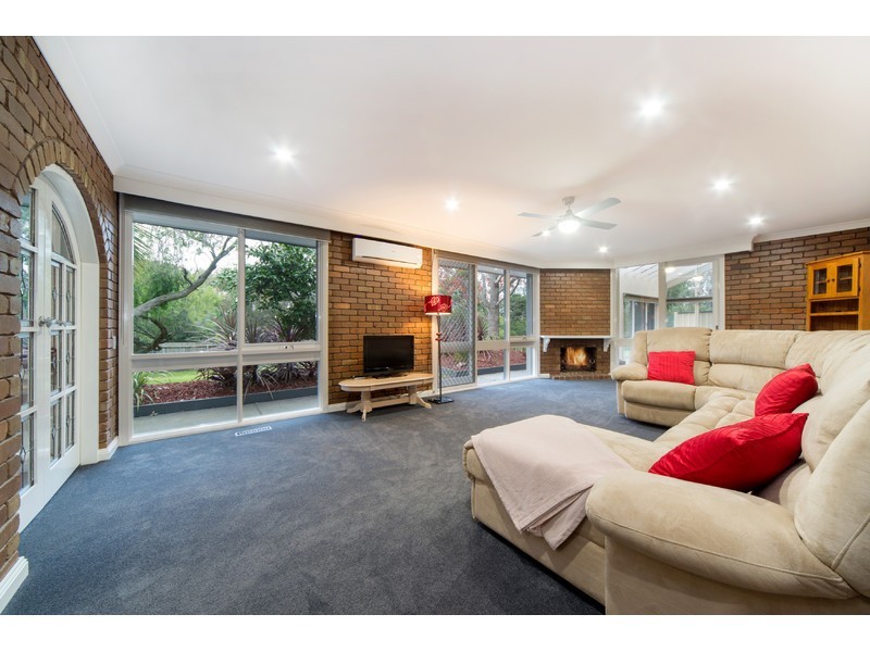 1 Mountain Avenue, Frankston South VIC 3199