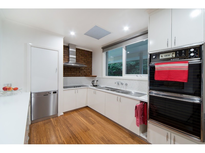 1 Mountain Avenue, Frankston South VIC 3199