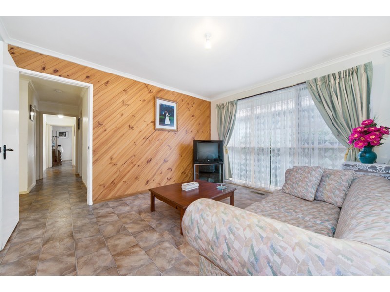 8 Gerald Drive, Langwarrin VIC 3910