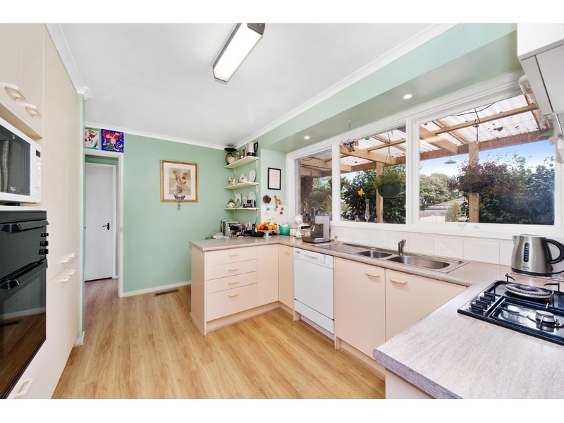 8 Gerald Drive, Langwarrin VIC 3910